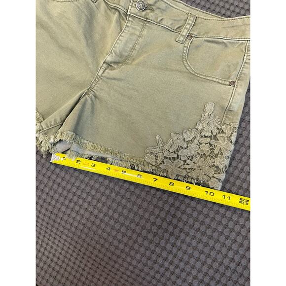 Altar’d State Lace Shorts | Womens Olive Green Shorts‎ | Size 29 - Picture 7 of 9